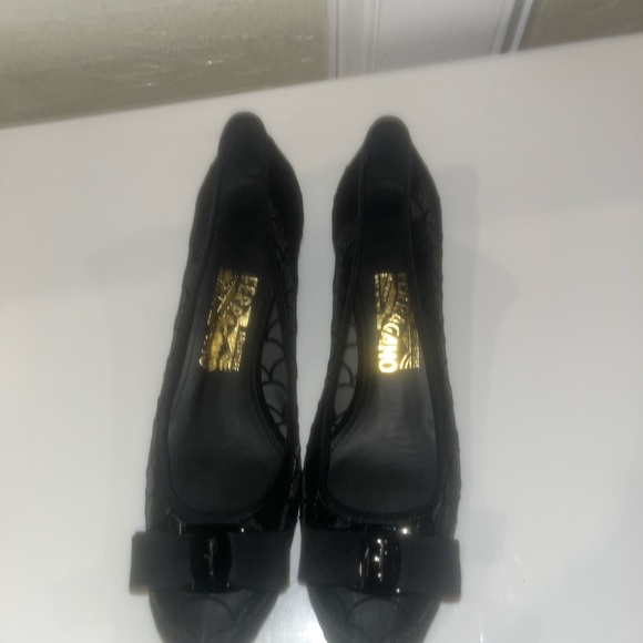 Ferragamo vara mesh bow pump size 7 1/2 nwt - Picture 7 of 16